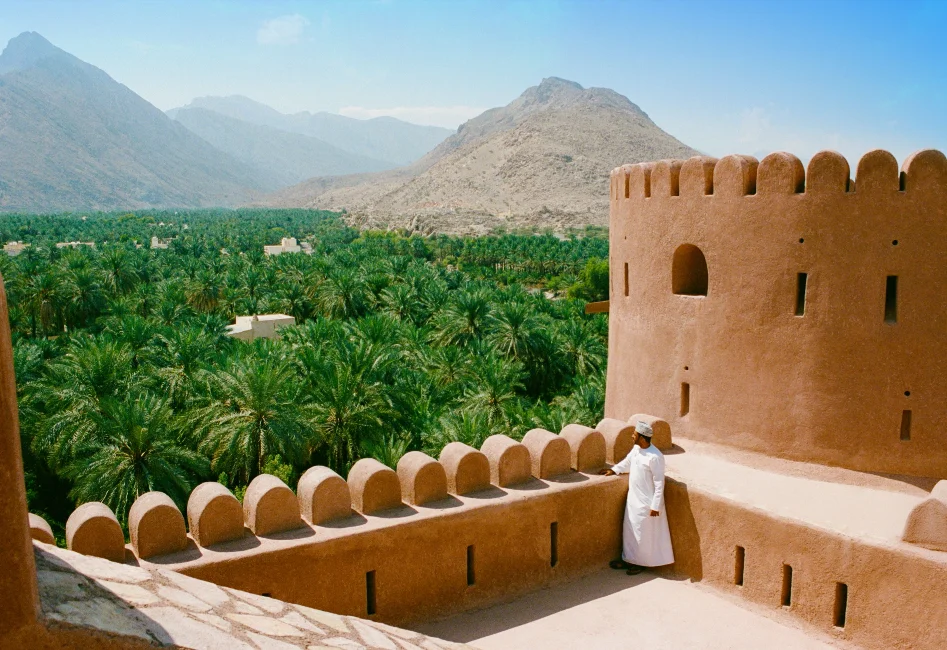 /media/original_images/arabic-guide.webp